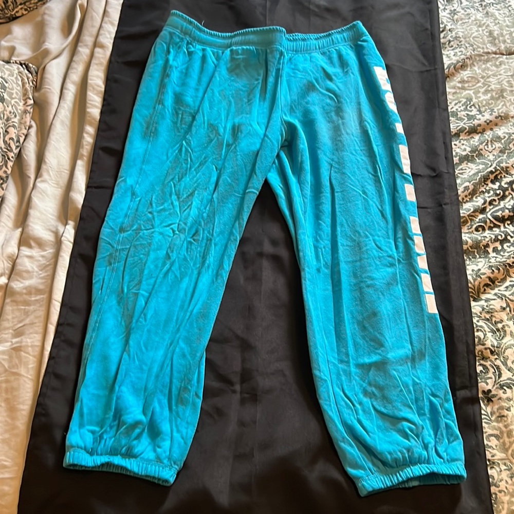 Drawstring cropped sweats
